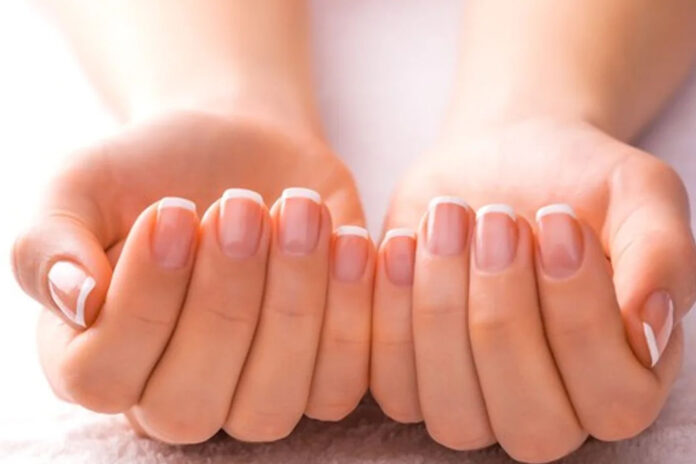 Sac-ve-tirnaklar-icin-beslenme-onerileri