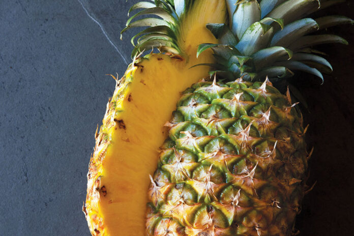 Vitamin-deposu-ananasin-faydalari-nelerdir
