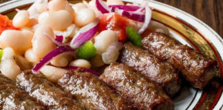 Öğle ve Akşam Yemeklerinde Ne Yapmalıyım?