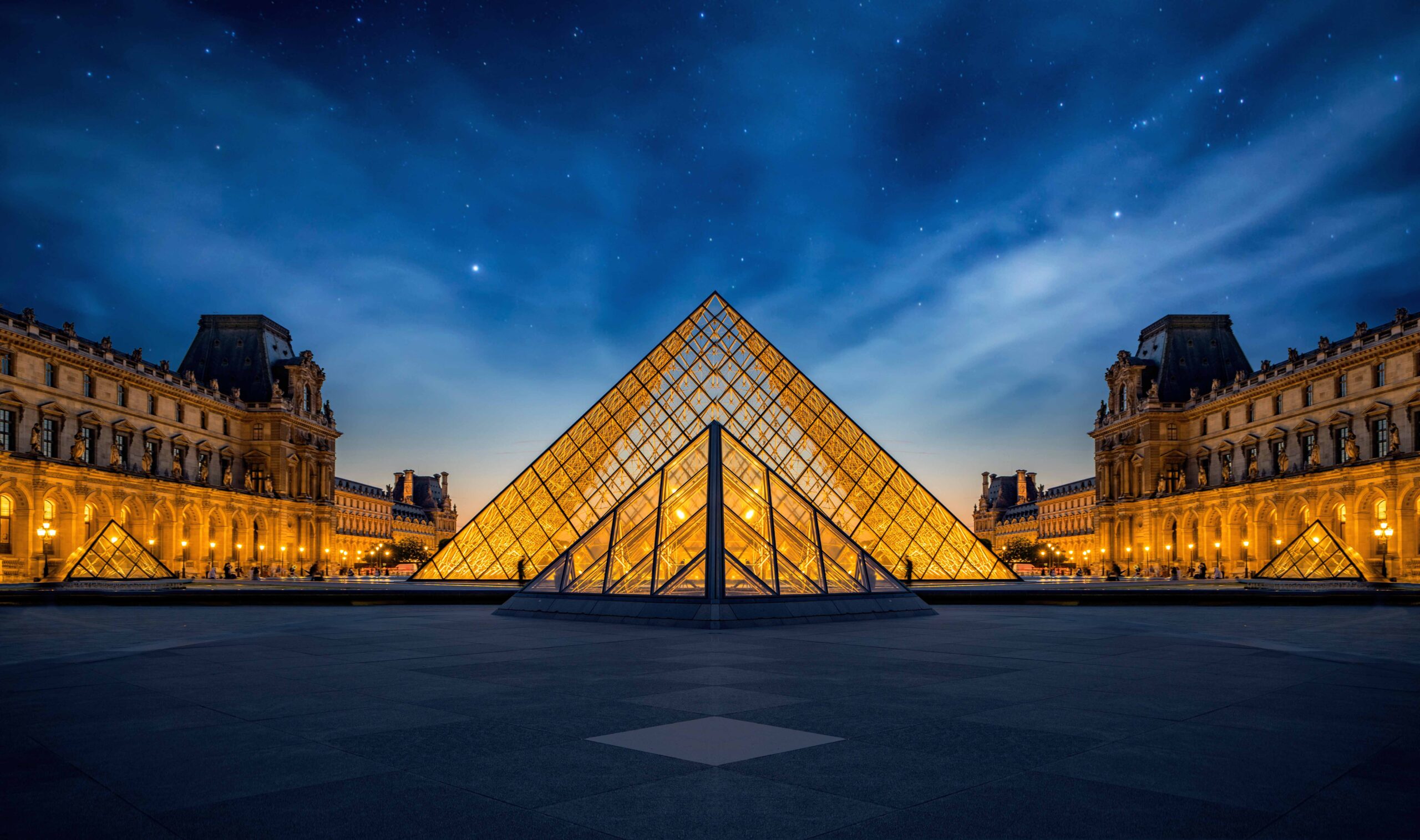 Panoramic view of Louvre Museum