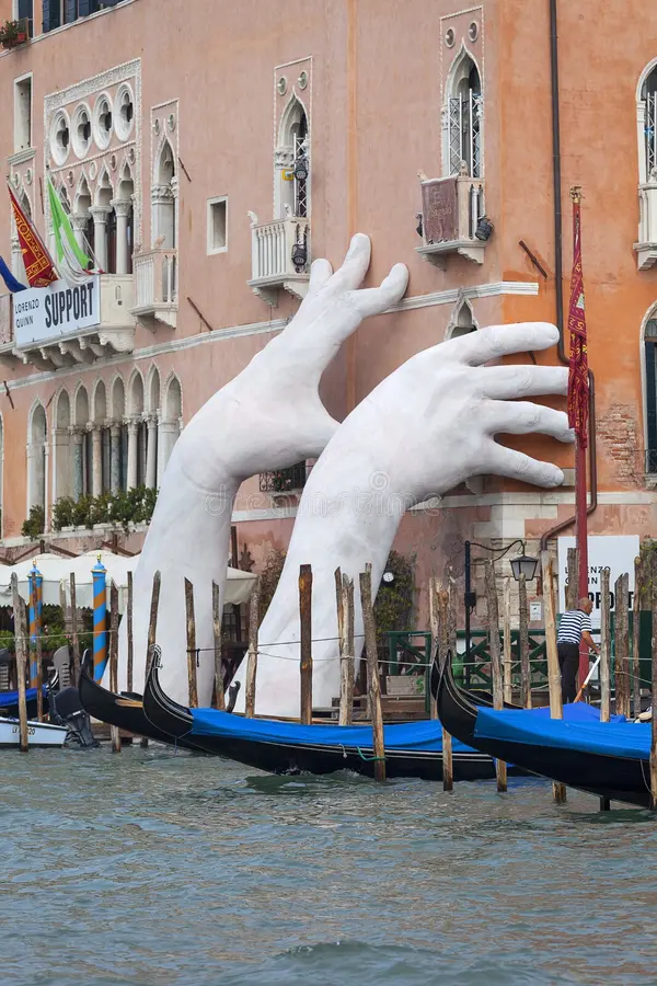Dünyanın En Ünlü 9 Heykeli Support Giant Hands